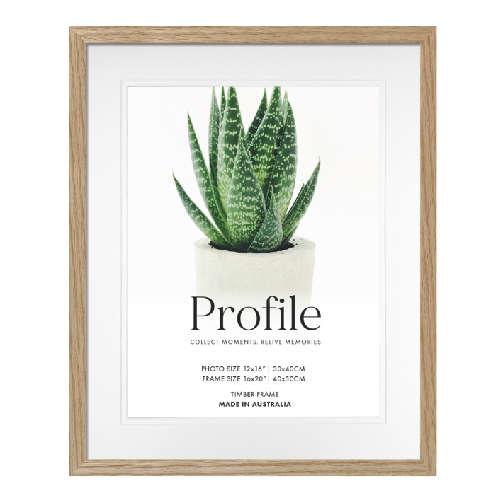Elegant Deluxe Natural Oak Timber Photo Frames - Image 9